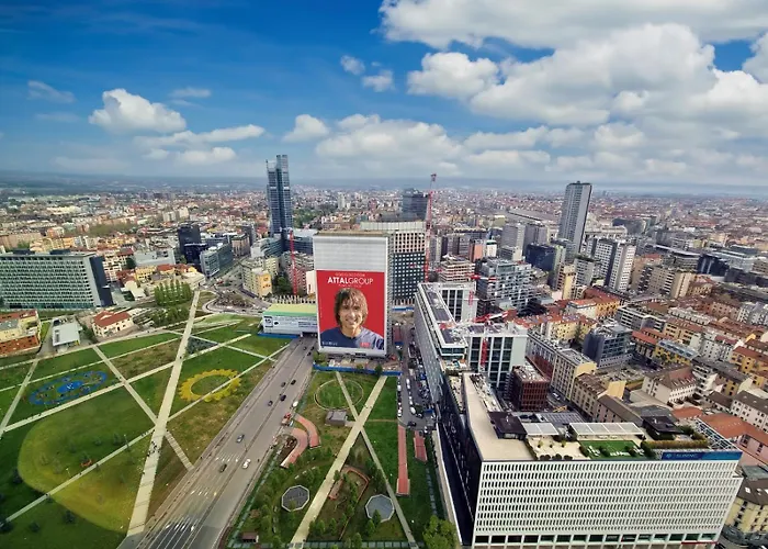 Skyline Solaria 3* Milano