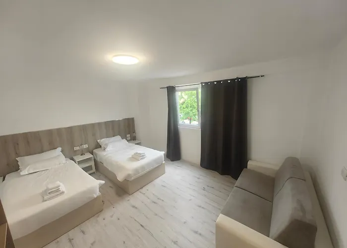 Milanforester * Milaan