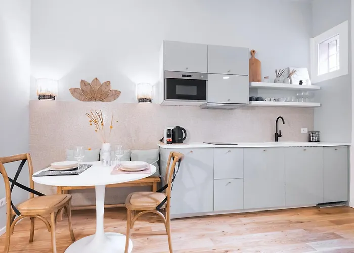 Easylife - - San Gregorio 11pt - Porta Venezia *