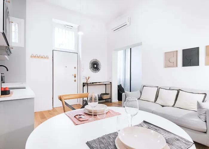 Easylife - - San Gregorio 11pt - Porta Venezia