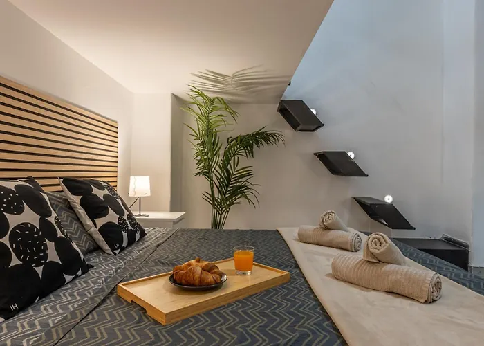 Industrial Loft In Maciacchini - Metro 50m Smartworking & Netflix