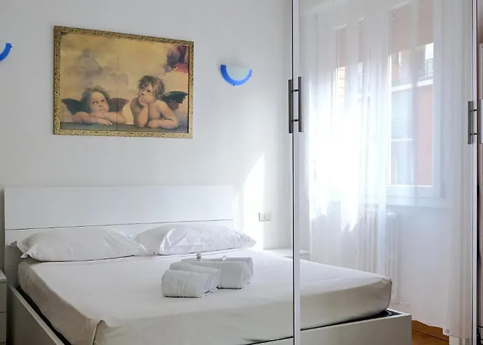 Xenia - Cozy Near Porta Romana Lägenhet Milano