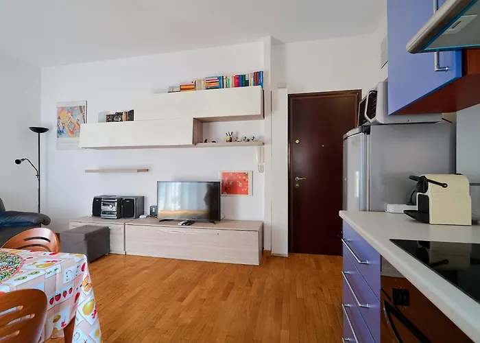 Xenia - Cozy Near Porta Romana * Milan