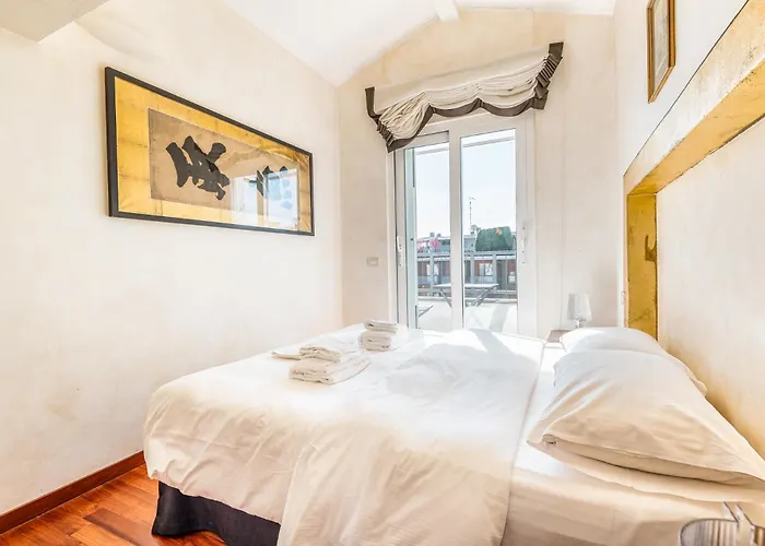 Brand New Beatrice D'este * Milán