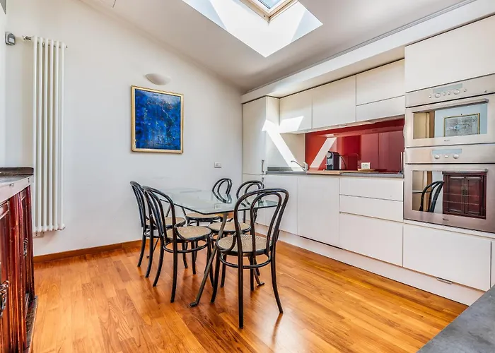 Brand New Beatrice D'este Milán