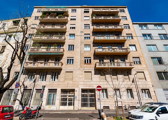 Brand New Beatrice D'este