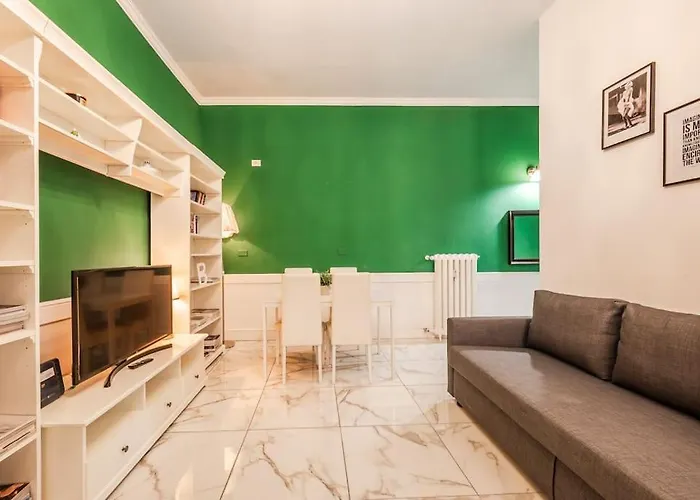 Centrale's Nest - Elegant Close To Station Apartment Mailand