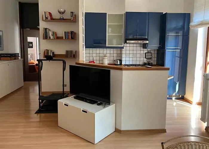 And Cosy Flat In Area Apartment