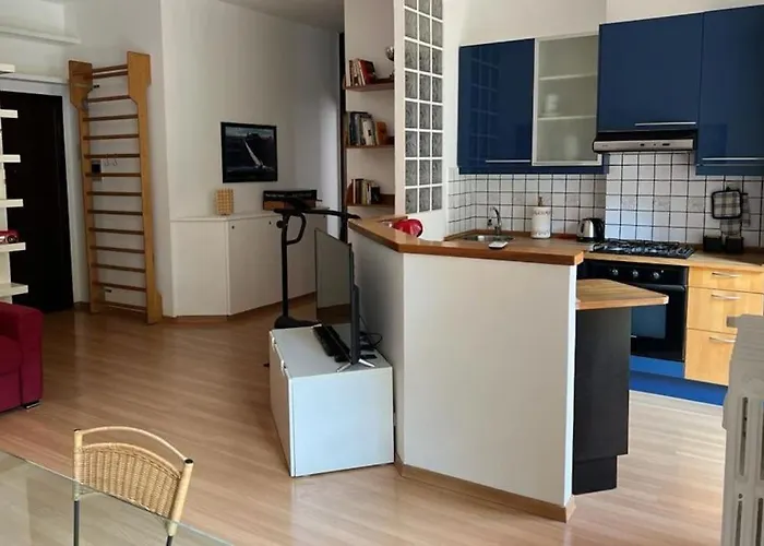 And Cosy Flat In Area *