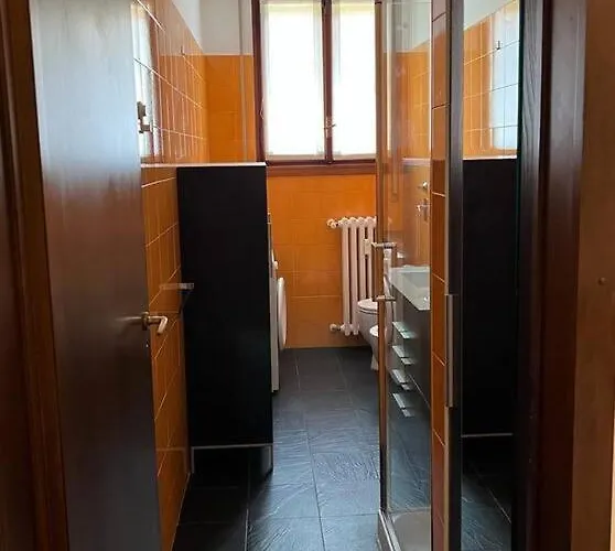 And Cosy Flat In Area Apartment