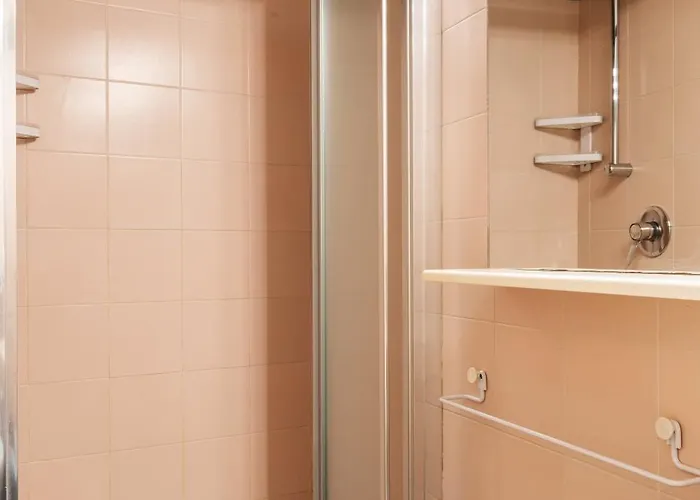 Elegante Bilocale Con Postazione Lavoro San Babila Daire Milano