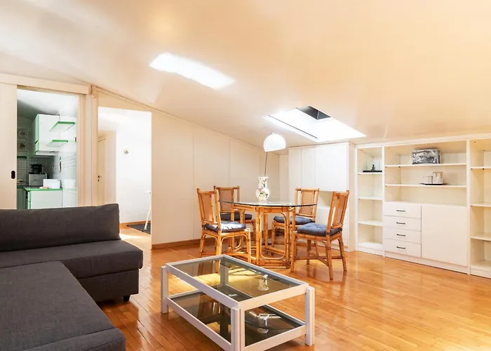 Elegante Bilocale Con Postazione Lavoro San Babila *