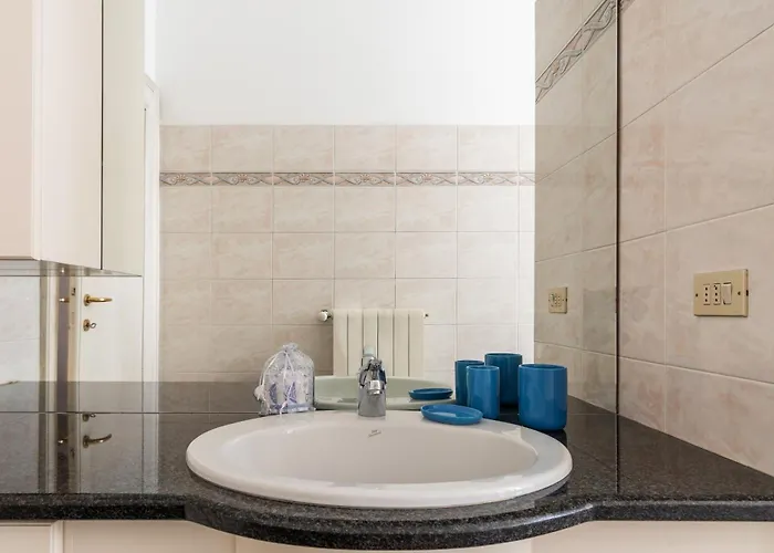 Bilocale Di Charme A Due Passi Da Pt Romana Apartmán