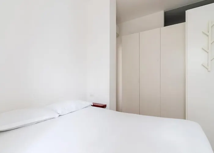 Da Mauro Sui Navigli Bilocale Vista Darsena Milán