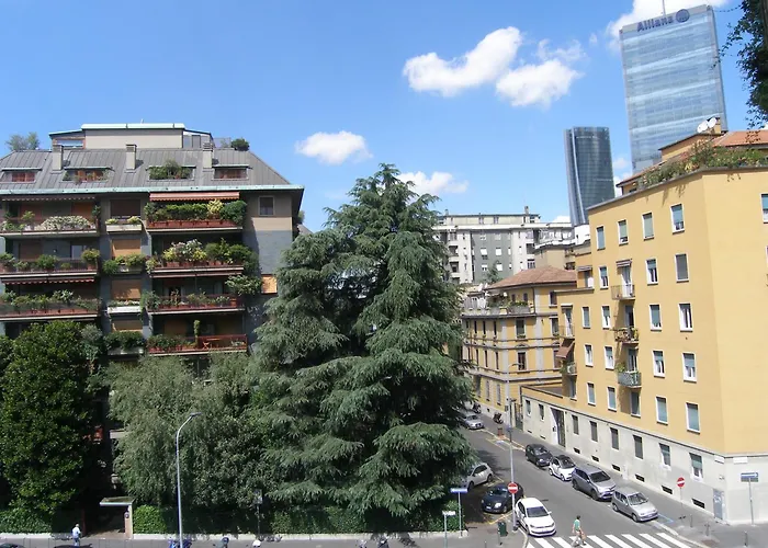 Luminous Stylish Quiet 150m2, Tre Torri ميلان