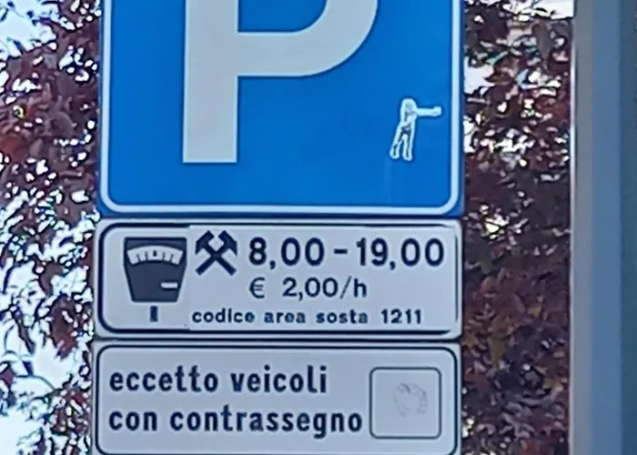 דירה Comfortable Typical Old Style *