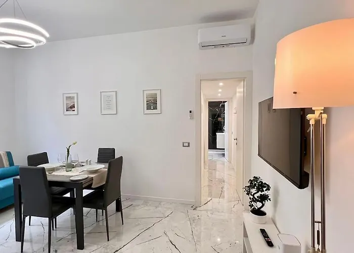 Urban House - Modern Flat Navigli Center Milán