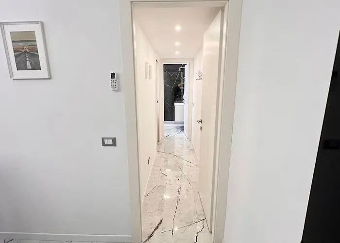 Urban House - Modern Flat Navigli Center Milán