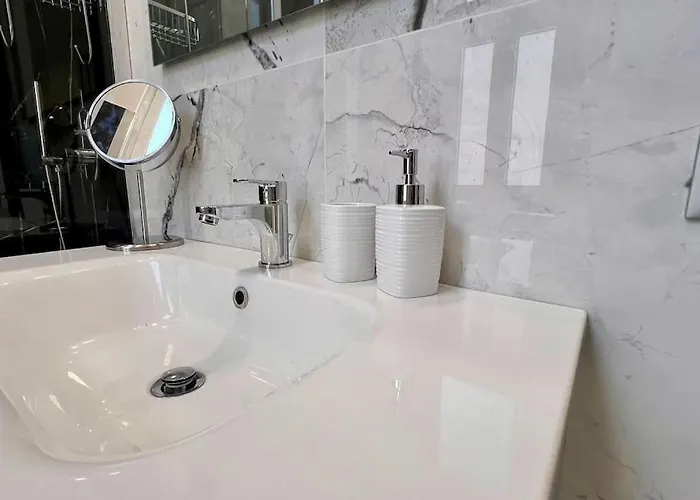 Urban House - Modern Flat Navigli Center Apartmán