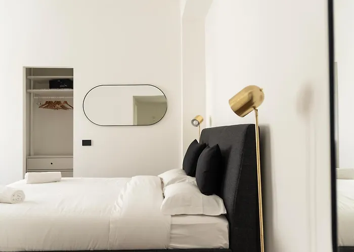 Apartamento Youhosty - Bergamo 8 *