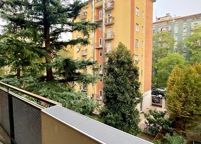 A San Siro - Garage Privato Incluso Milan