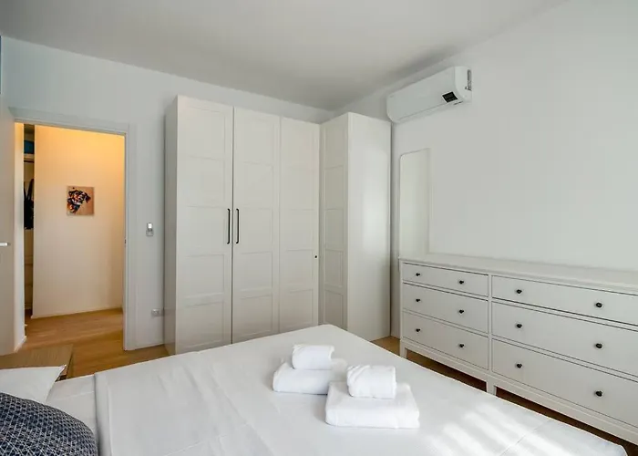 Ospedale Niguarda - Moderno A By Hotea