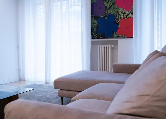 Prestige Boutique Homes-arco Della Pace Exclusive Family