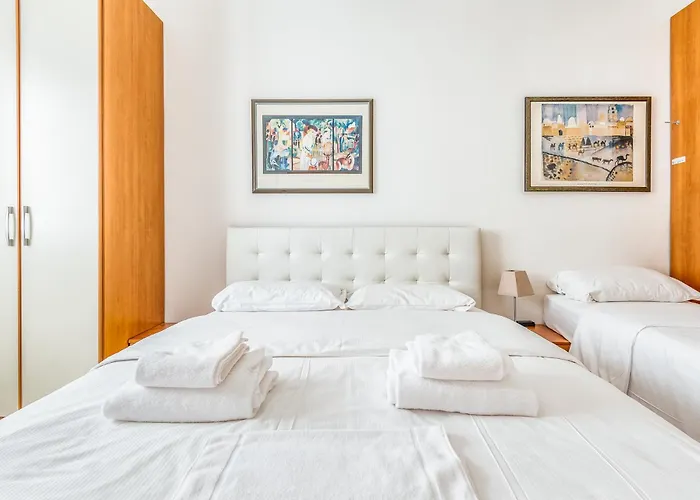 Comfortable One Bedroom 3 Pax Wifi Apartment