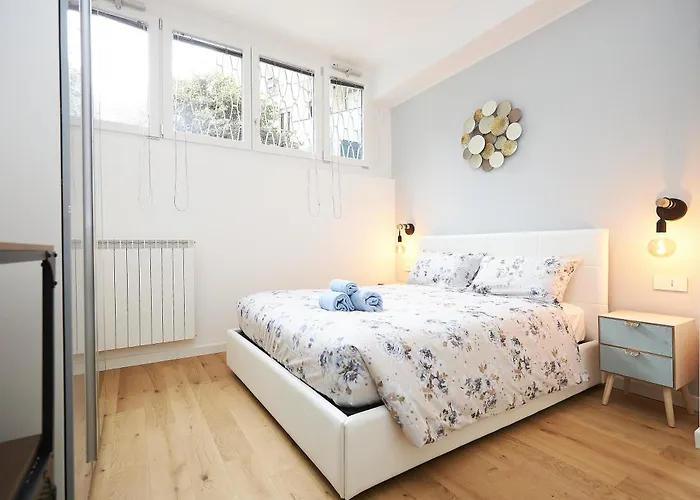 Urban Flats - Center דירה