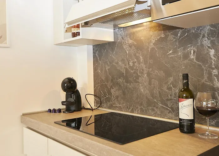 Urban Flats - Center *