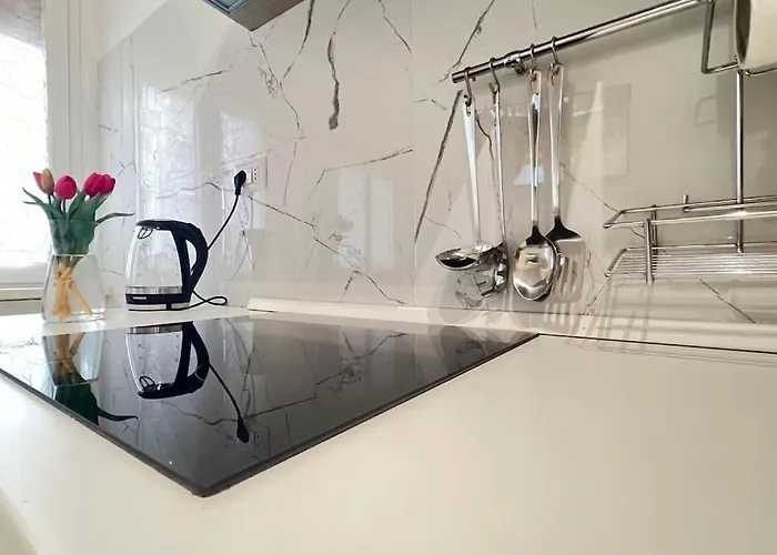 New And Elegant On The Navigli Netflix E 아파트 *