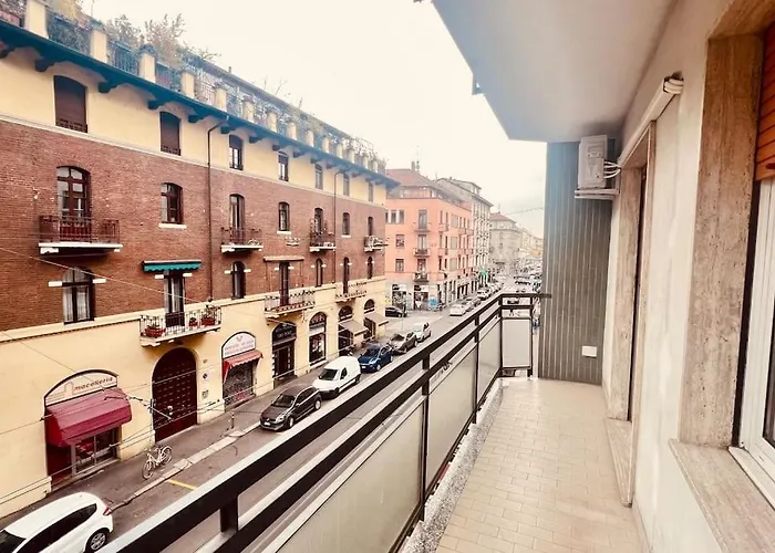 New And Elegant On The Navigli Netflix E * Mediolan