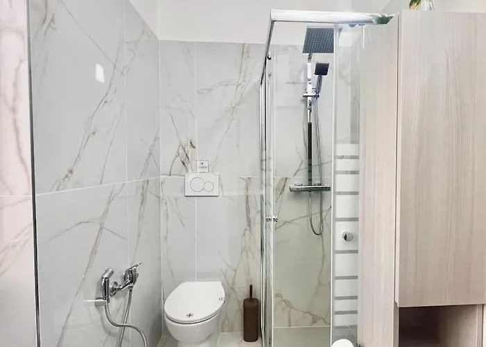 New And Elegant On The Navigli Netflix E 밀라노