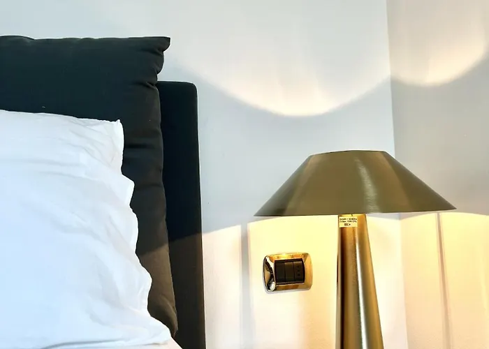 Comecasa Design Montenapoleone - Spiga *