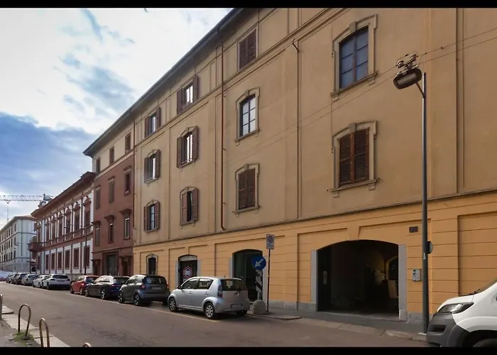 Green Quiet In The City Center