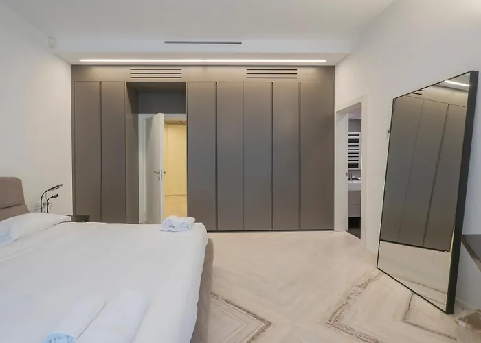 Youhosty - Duomo 아파트