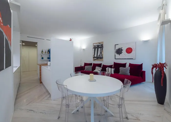 Youhosty - Duomo 밀라노