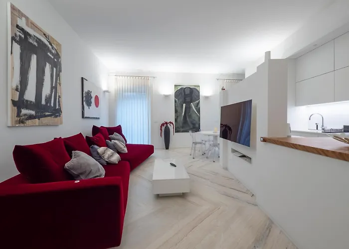 Youhosty - Duomo * 밀라노