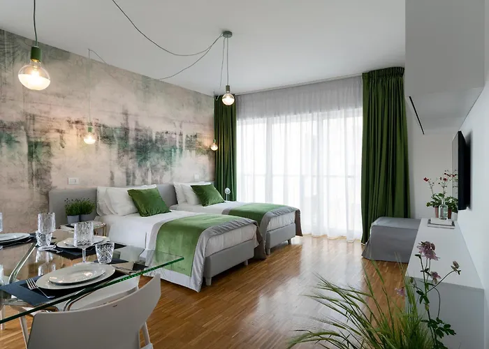 Apartment Vela Centro Con Garage