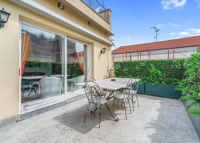 Montenapoleone-duomo Attico Di Lusso E Parcheggio Privato Apartament *