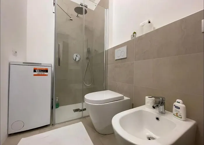 Apartment Regina In Sky Santa Giulia - Sky Tv, Wifi E Breakfast Box *