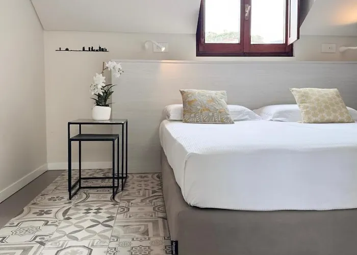 Comecasa Duomo Exclusive 2 Bedrooms *