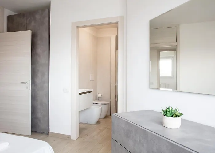 Dehomes - Porta Genova Luxury Apartment
