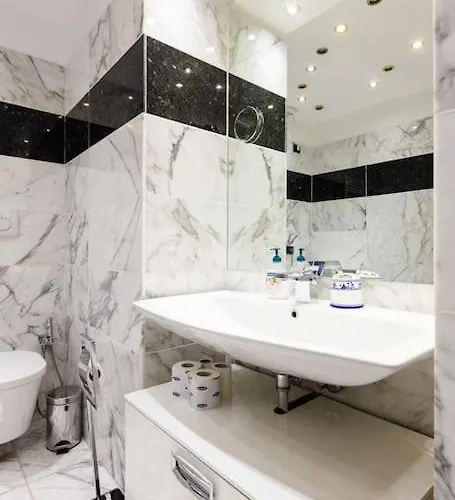 Casa Delle 5 Giornate Di *