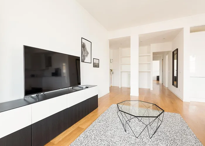 Guesthost - Bright 米兰