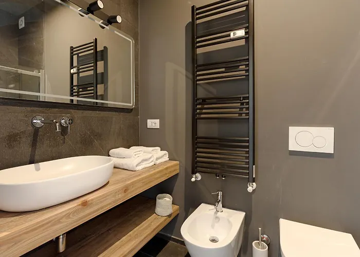 Guesthost - Bright 公寓 *