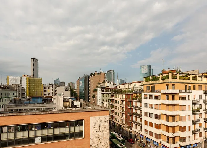 Guesthost - Bright 米兰