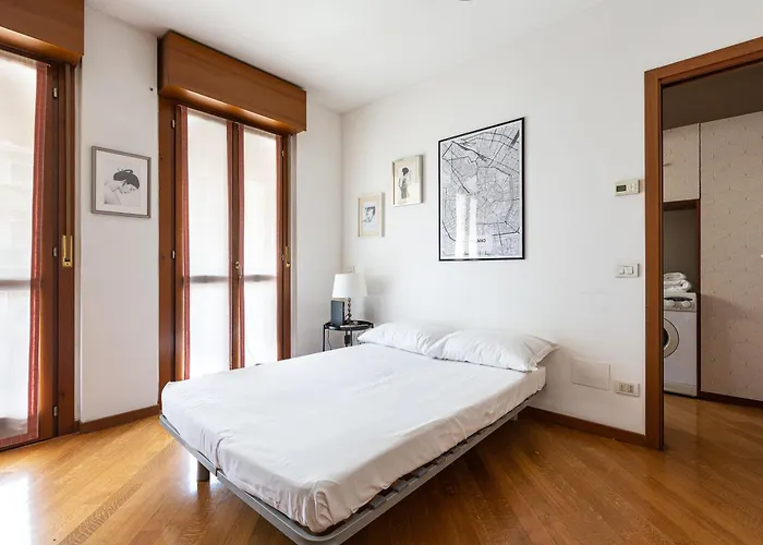 Apartman Cosy With Balcony & Private Garage