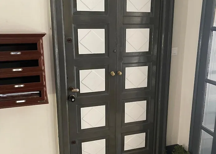 Ampio Bilocale Zona Navigli Lägenhet