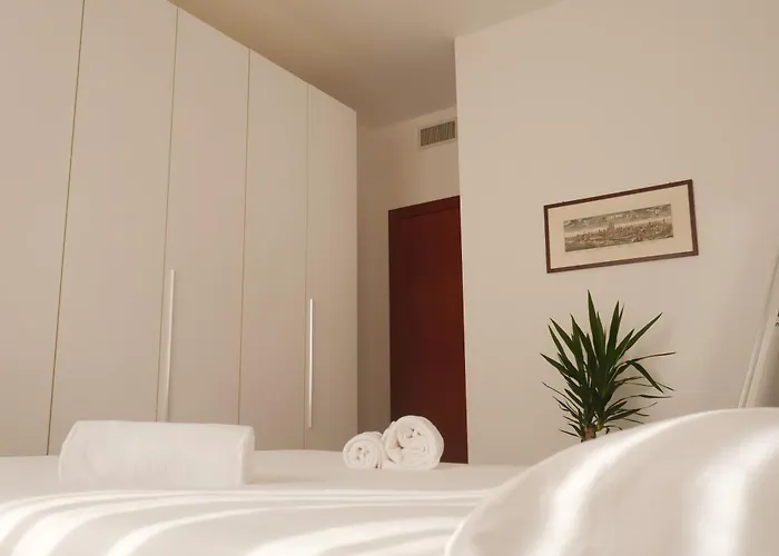 Bwr - In Zona Sempione-tre Torri, Via Alberti Апартаменты Милан